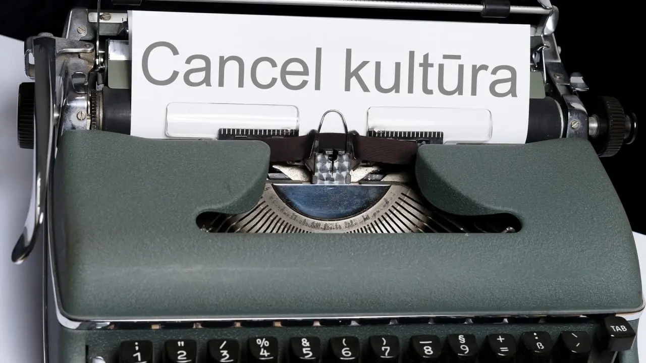 „Cancel“ kultūra: renkamės tik sau palankias nuomones