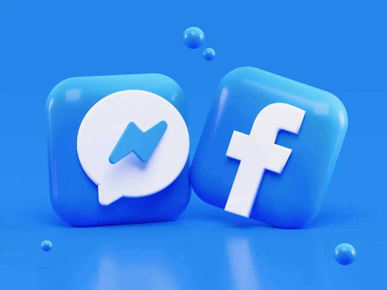 Cenzūra „Facebook“: naujas algoritmas trina įrašus be galimybės ginčytis