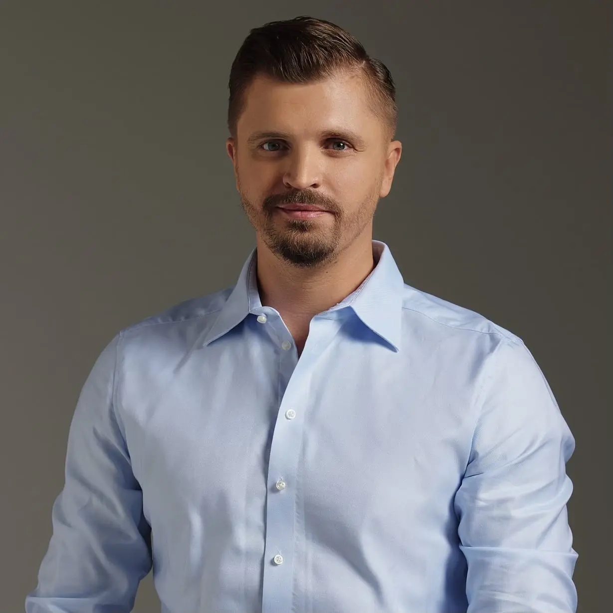 Kandidatų į prezidentus paveikslai: ilgus metus svetur leidęs G. Jeglinskas sugrįžo į Lietuvą