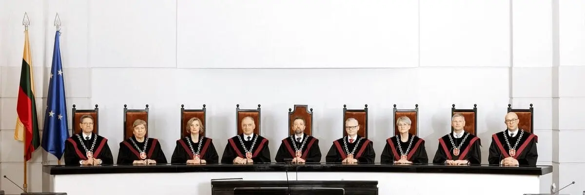 Teisininkas A. Mozeris: Konstitucinis teismas atvėrė Pandoros skrynią