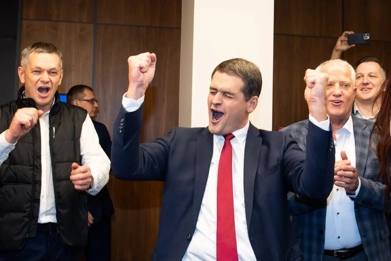 Naujausi reitingai: tarp palankiausiai vertinamų lyderių ir R. Žemaitaitis
