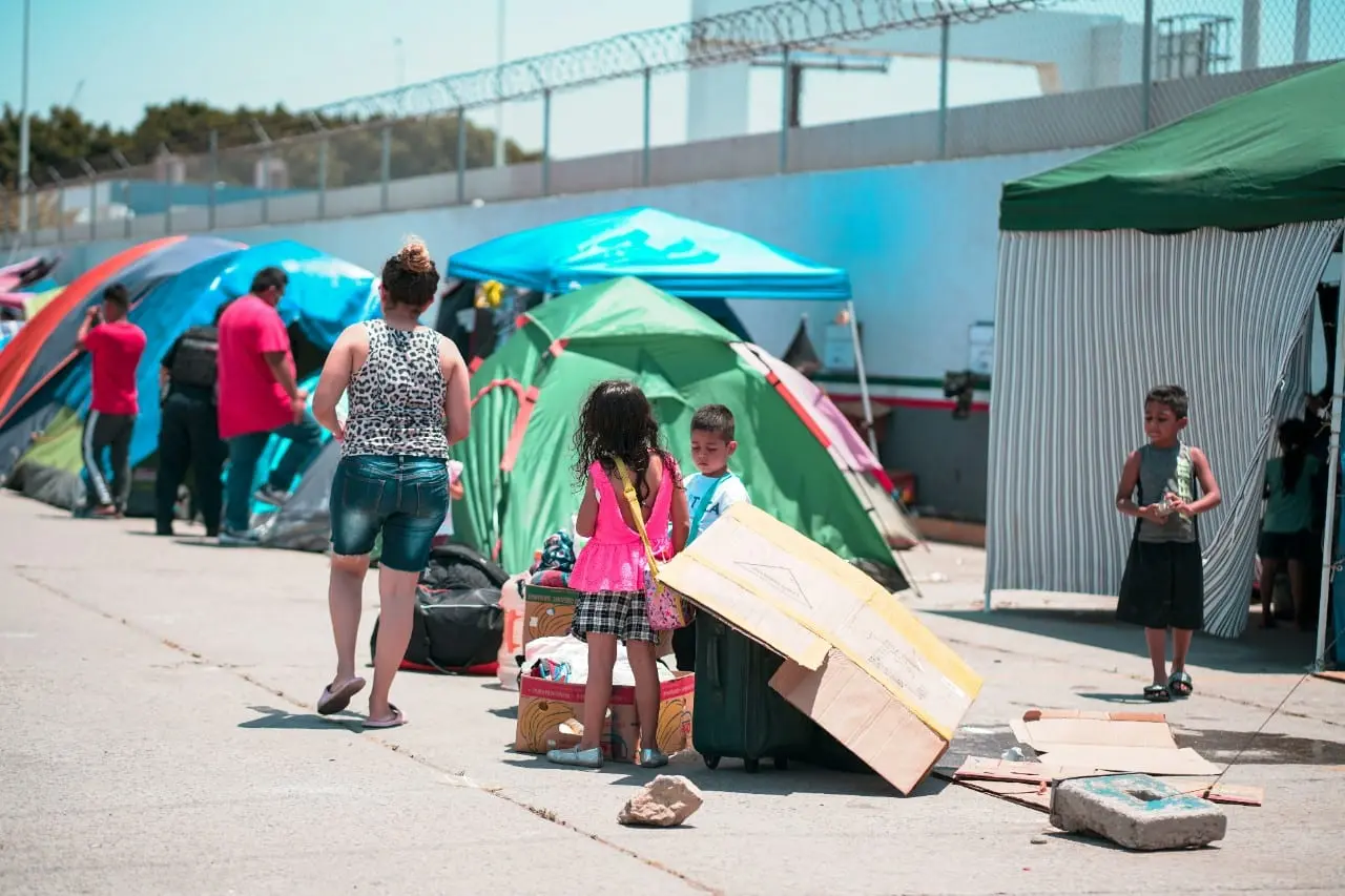 LRT kalbintas ekspertas linkęs „pridengti“ į Lietuvą atvykusius migrantus, nors užsienio pavyzdžiai rodo liūdnas tendencijas