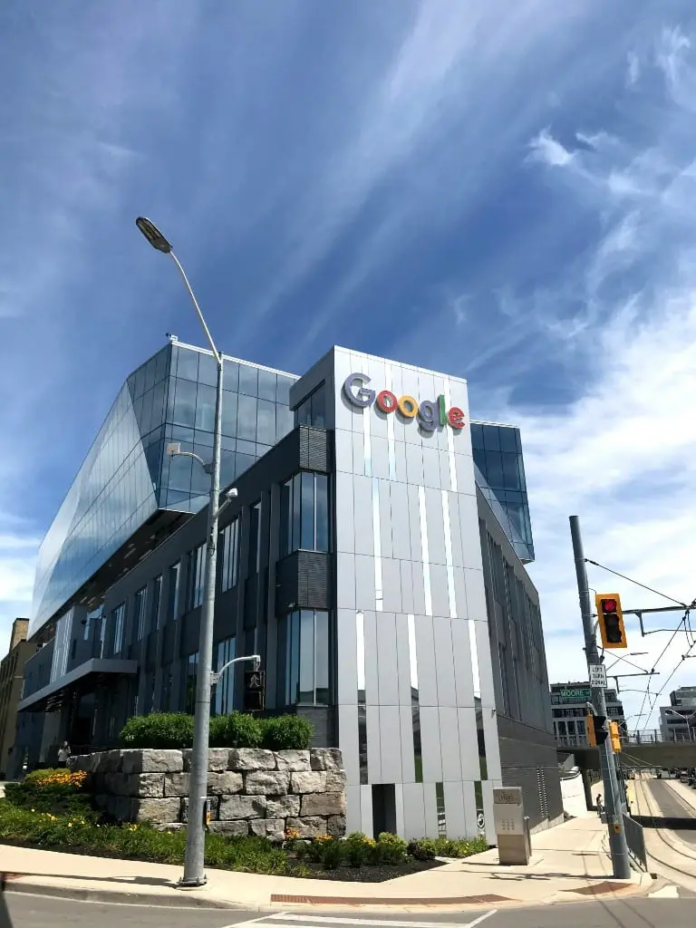 LGBT propaganda naikinama ne tik iš „Google“ kalendoriaus