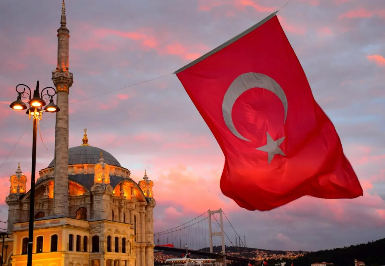 Turkijos prezidento rinkimuose vėl triumfavo R. T. Erdoganas: ką tai reiškia Turkijai ir pasauliui?