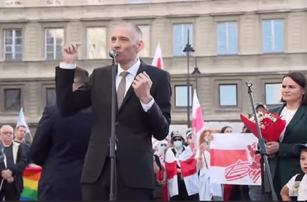 S. Cichanouskis skundžiasi: Lietuvoje „brangu ir sudėtinga“, Amerikoje – paprasčiau net rusų kalba