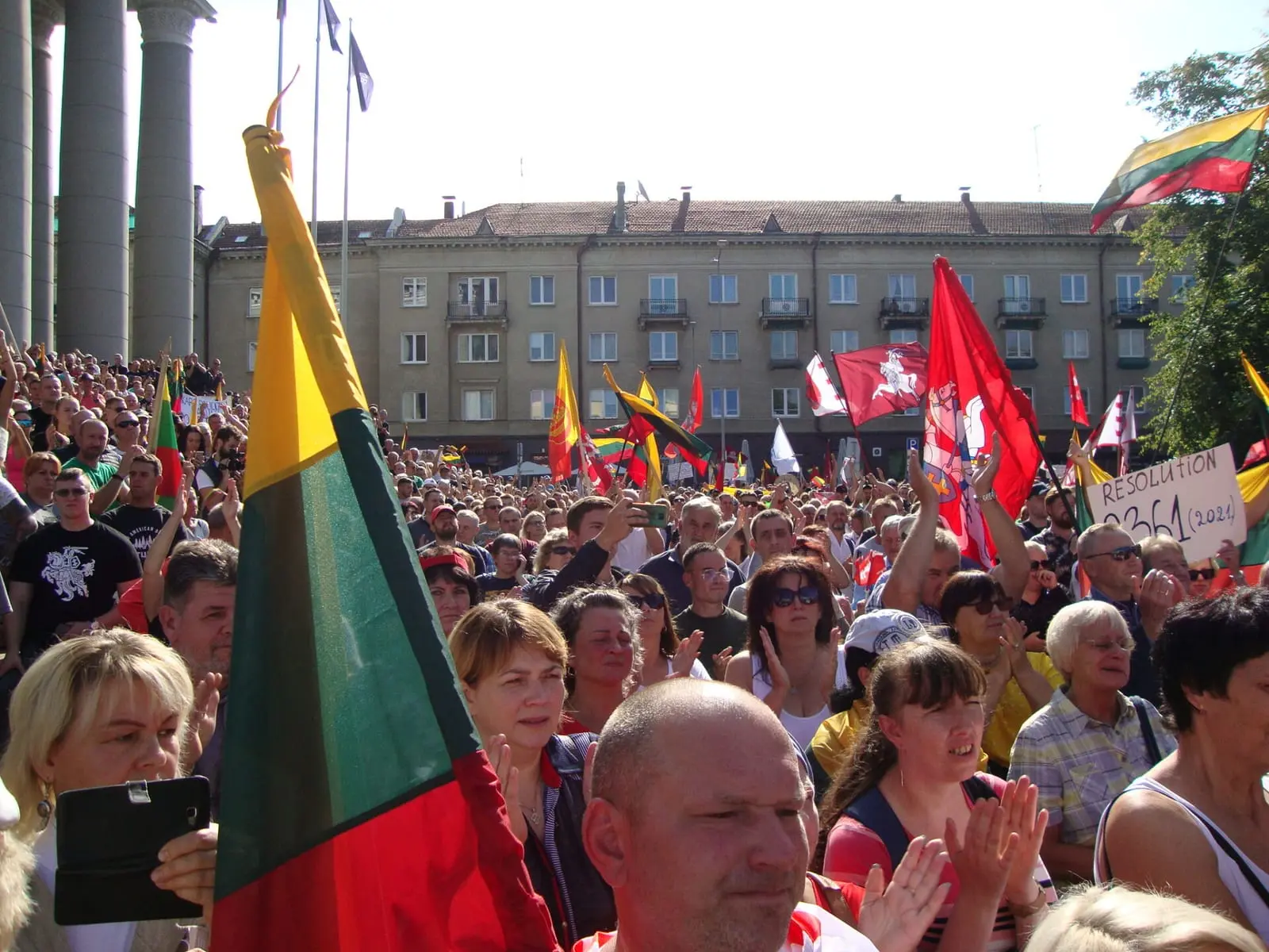 Demonų išvarymas Vilniuje: mitingas, pareikalavęs „tvora tapusio“ vaiko