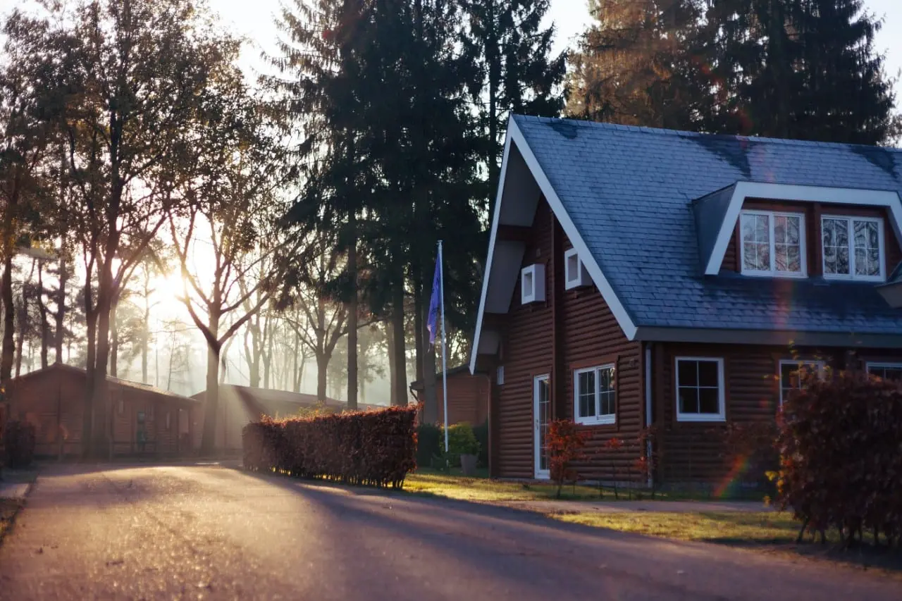 Siūloma palengvinti naštą būsto paskolų mokėtojams