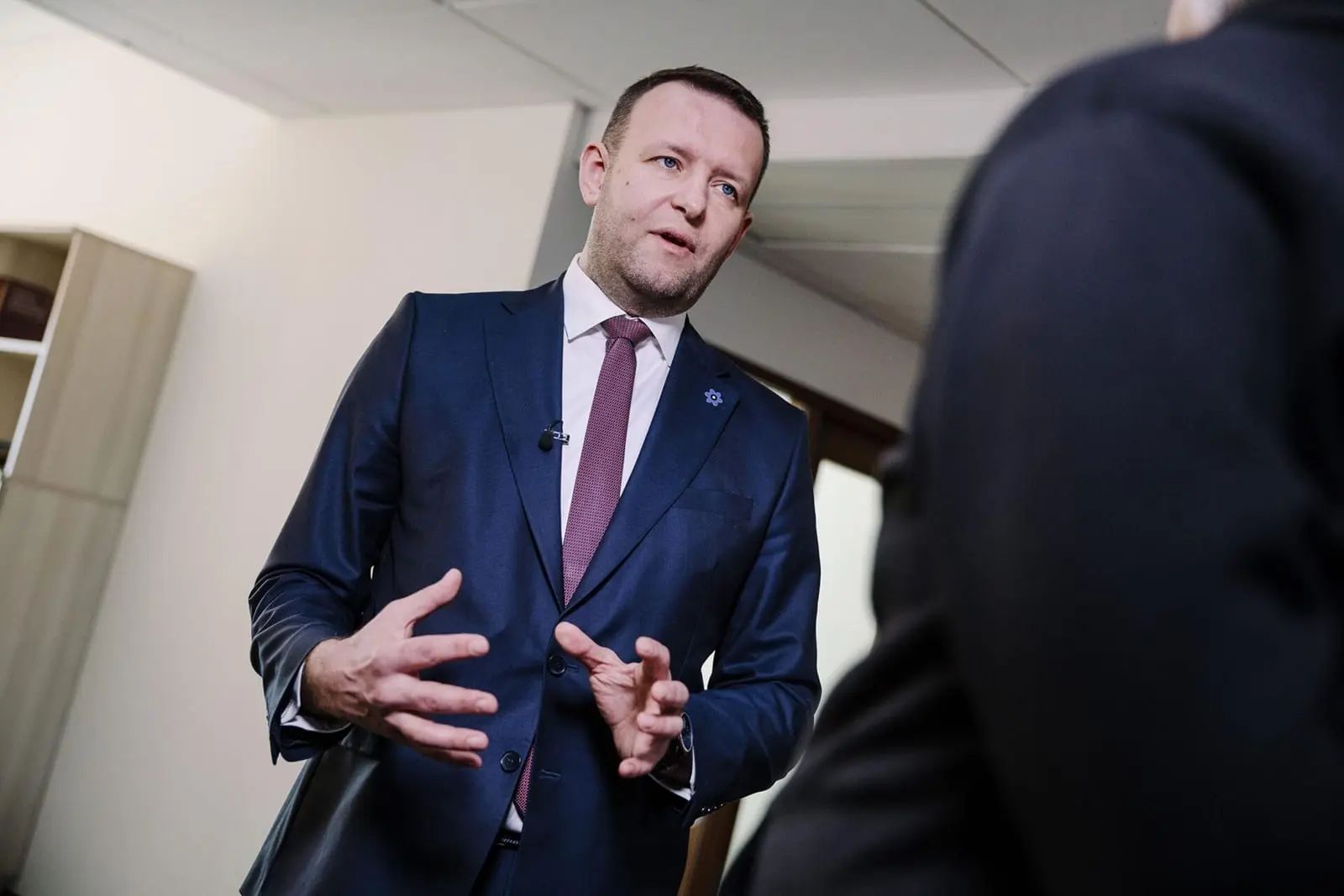 Estų politikai teigia, kad žmonės pasirengę mokėti didesnius mokesčius