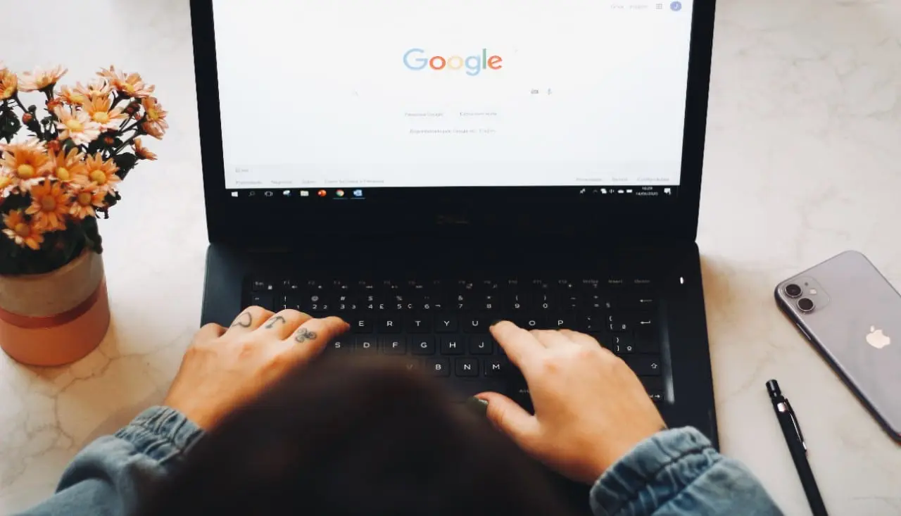 Ko Lietuvos gyventojai ieškojo „Google“ 2022 metais: krepšinis, karas Ukrainoje ir besitraukianti pandemija