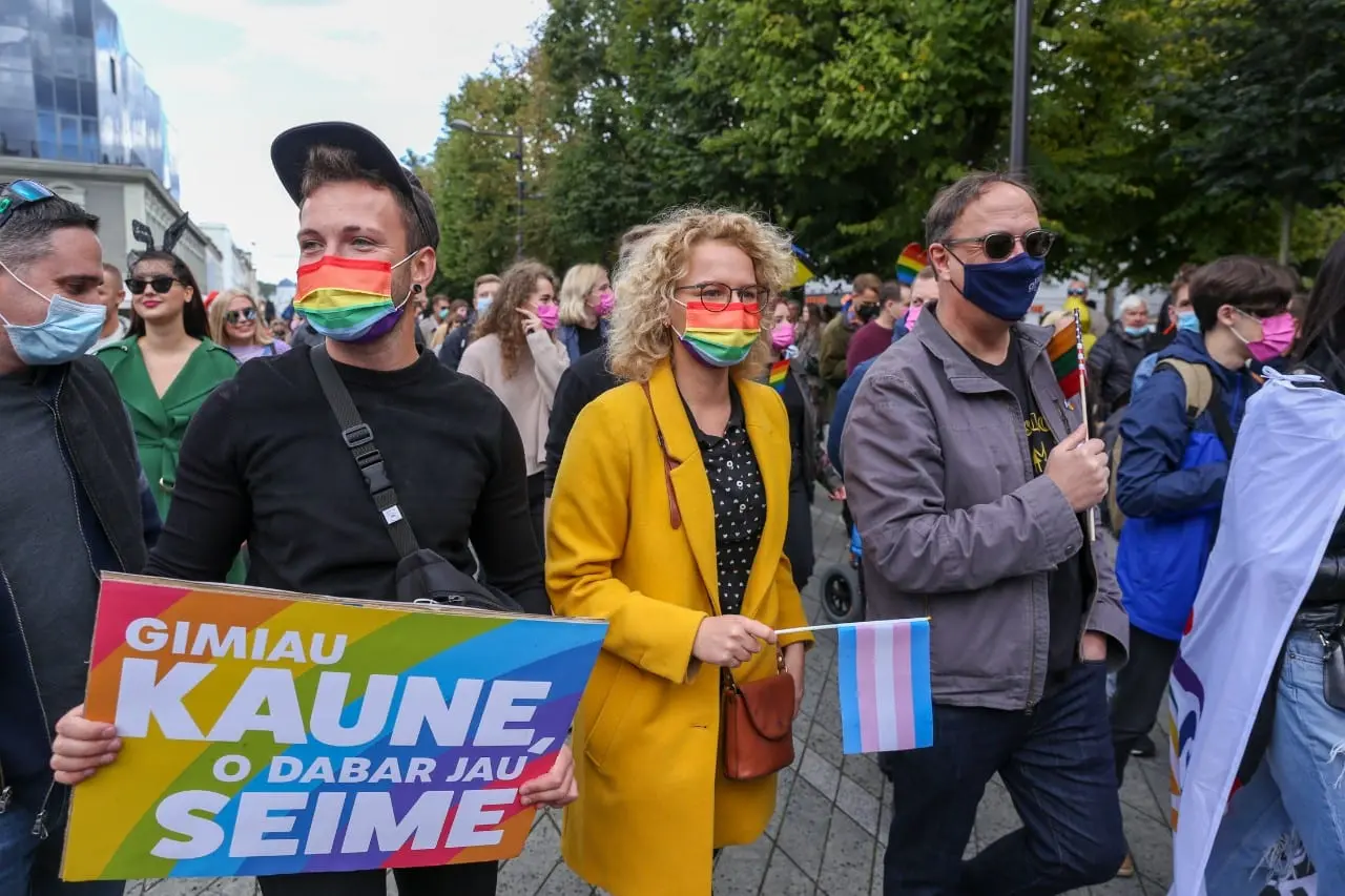 Laisviečiai žūtbūt siekia moksleiviams įvesti pamokas apie LGBT: kreipėsi į teismą