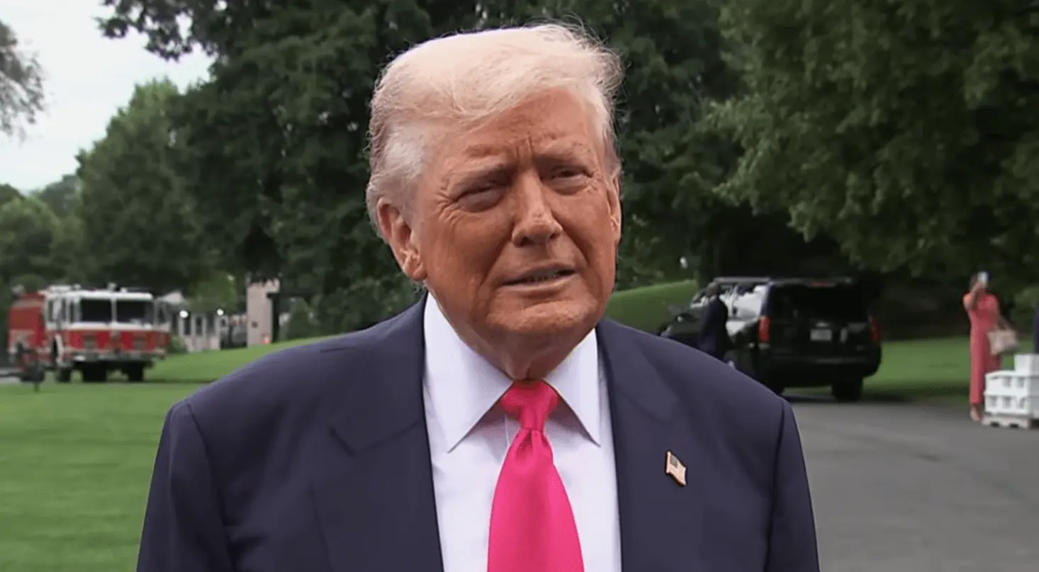 D. Trumpas neigia raginęs smogti Maskvai