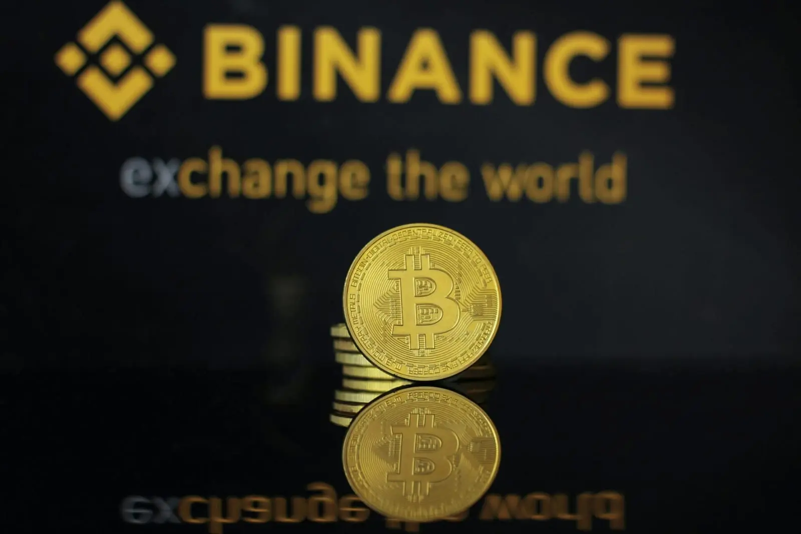 Lietuvos banko filtras: „Binance“ ir šimtai kitų kriptovaliutų bendrovių liko be licencijų
