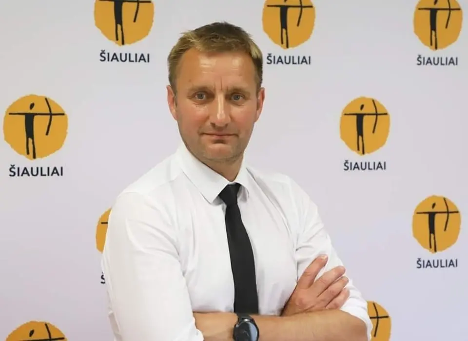 Prieš rinkimus užsimojo „sutvarkyti“ Šiaulių merą?