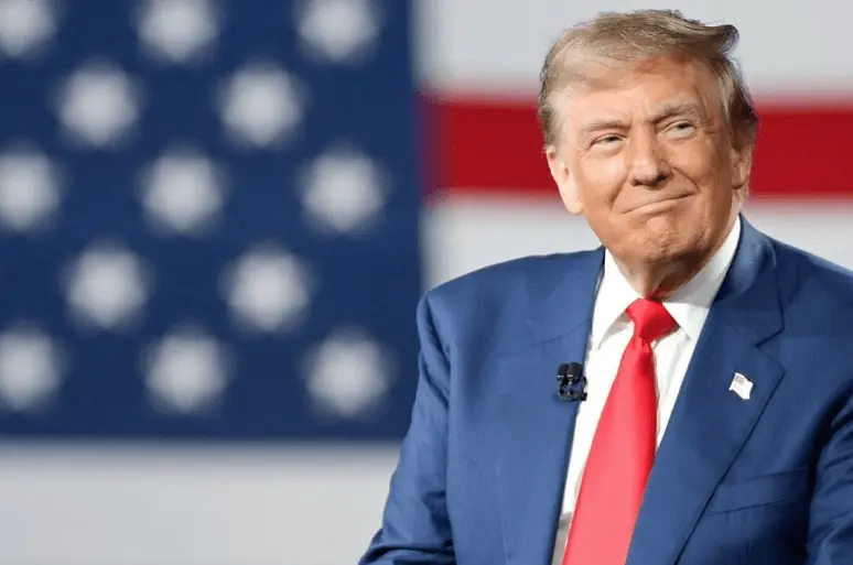 JAV prekybos susitarimas su Japonija: 15 % muitai ir 550 mlrd. investicijų