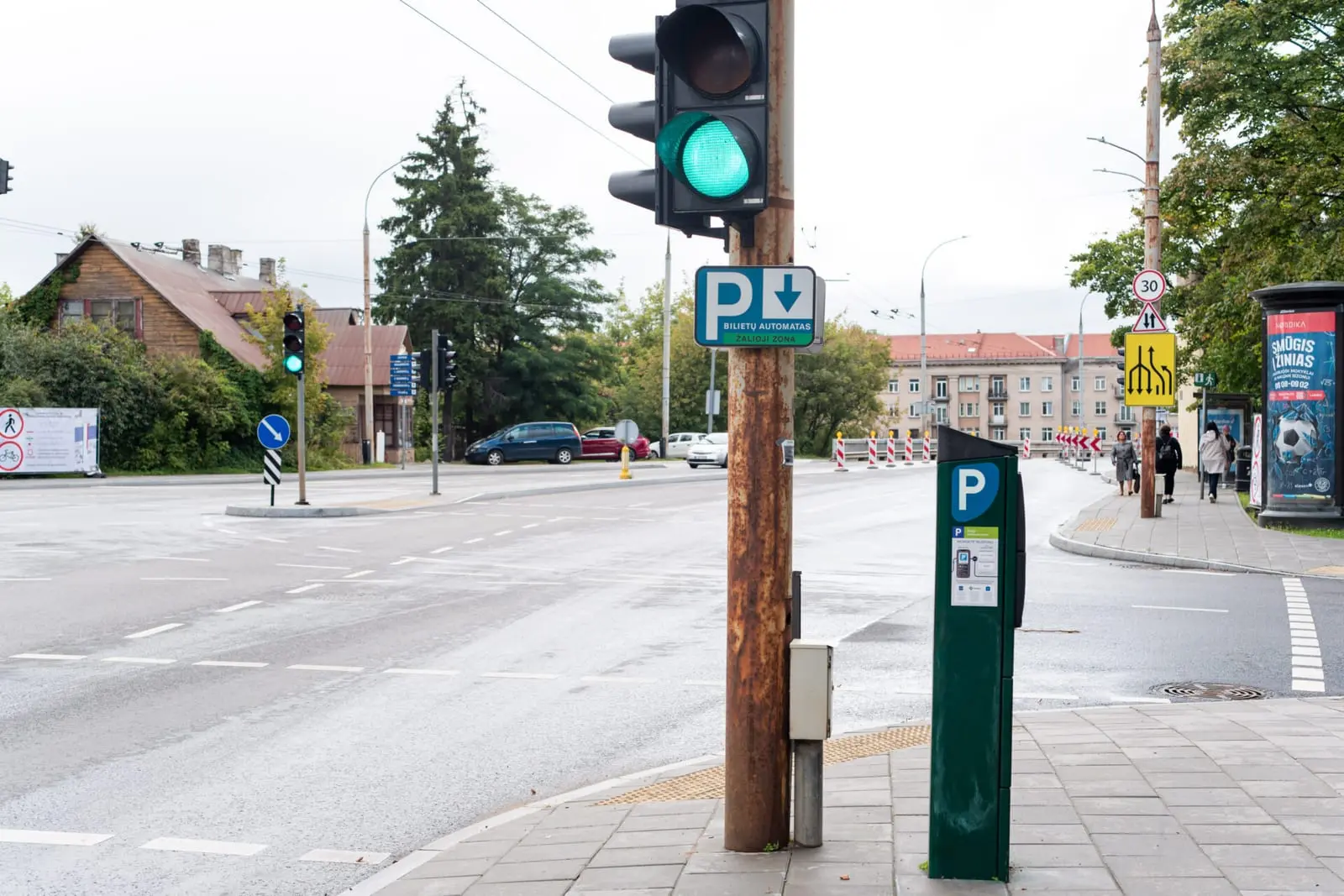 Įvedamas 20 centų mokestis už parkavimą: paaiškėjo, kam jis labiausiai atsilieps