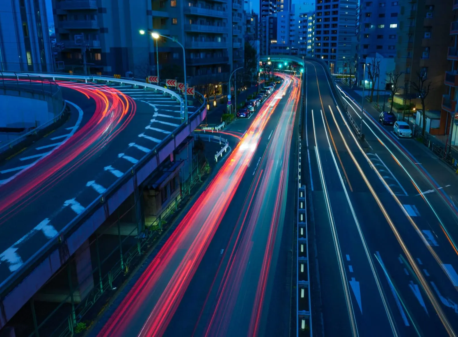 Skraidantys automobiliai – jau kažkur netoli: kaip tai pakeis pasaulį?