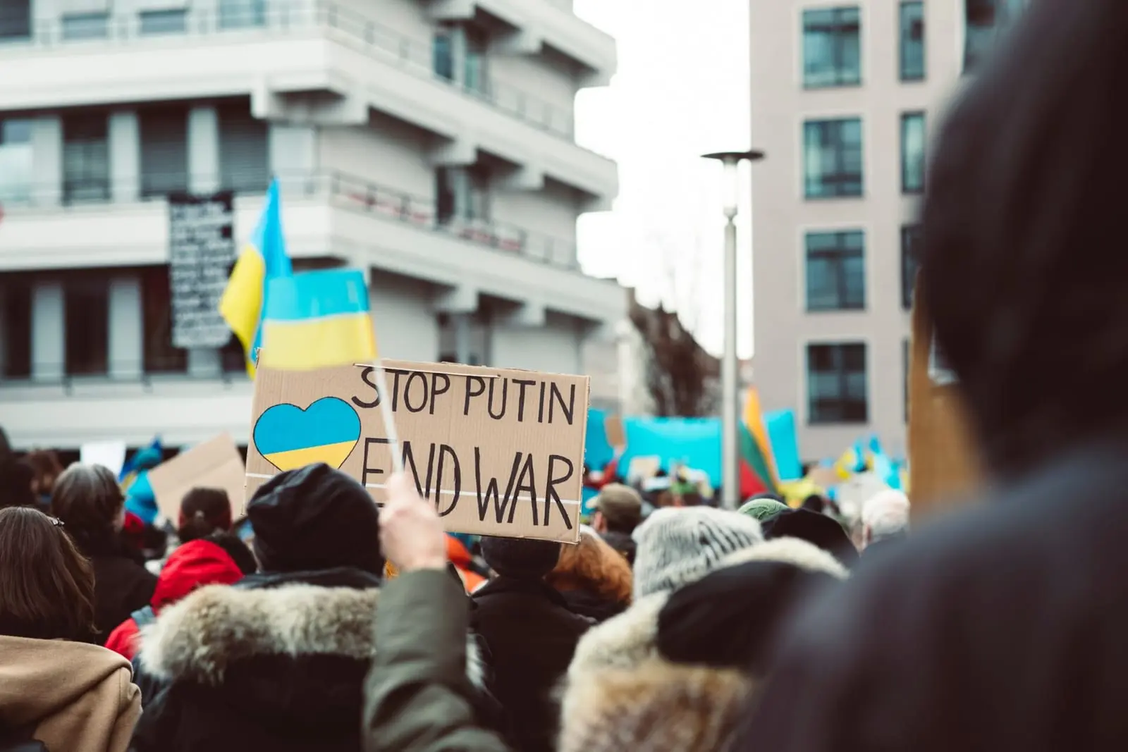 Popiežius kreipėsi į Rusiją, Ukraina sulaukė dar daugiau paramos, bet dėl jos stojimo į NATO – tyla