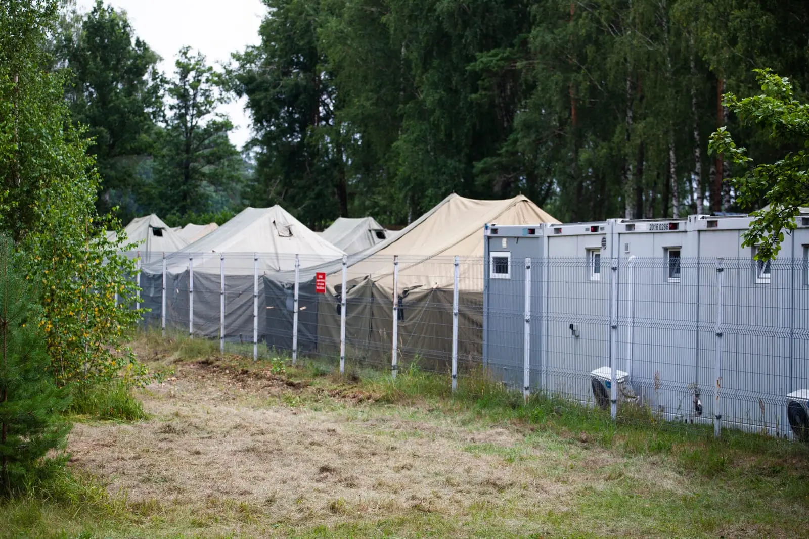 Migrantams reikia auksinių šaukštų – štai, kiek kainuoja jų maistas per dieną