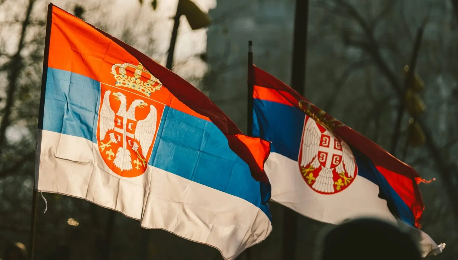 Serbijos ir Kosovo įtampa toliau kaista: Kosovo pasienyje – protestuojančių serbų blokados