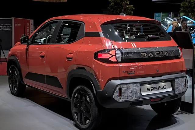 Dacia Spring: baterija, nuvažiuojamas atstumas, sauga ir Spring Lietuvoje