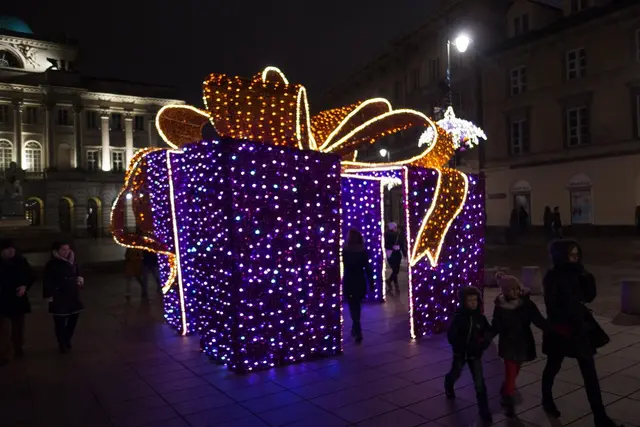 Slaptasis Kalėdų Senelis (secret santa): taisyklės, biudžetas ir dovanų idėjos darbui ir šeimai