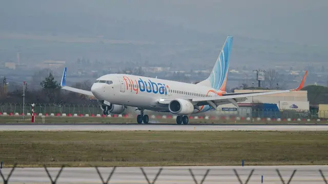 „Negalėjau leisti žmonėms žūti“: subadytas „Flydubai“ kapitonas papasakojo, kaip atvėrė kabinos duris