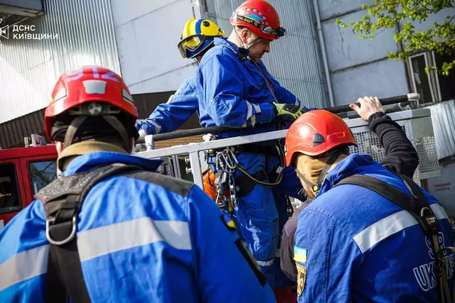 Rusija naikina Kyjivo elektrines pagal perimtą planą: blogiausiu atveju – iki 20 valandų be elektros per parą