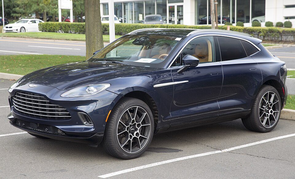 Aston Martin DBX