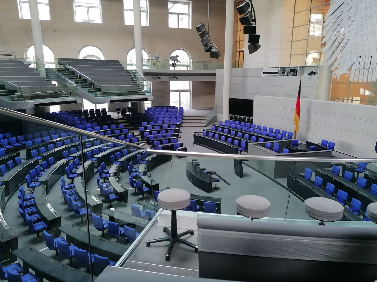 Vokietijos Bundestago plenarinių posėdžių salė Reichstago pastate