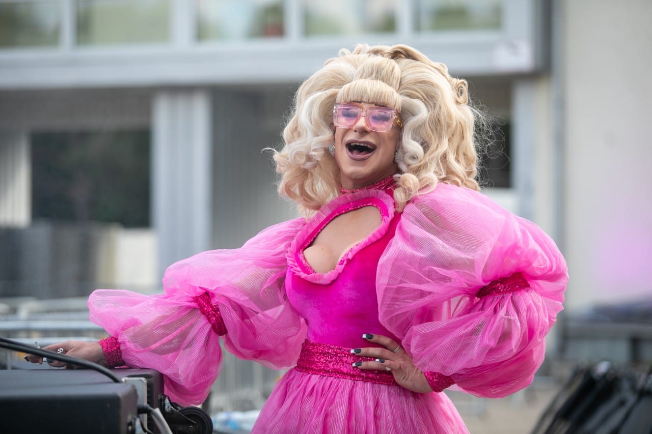 Drag