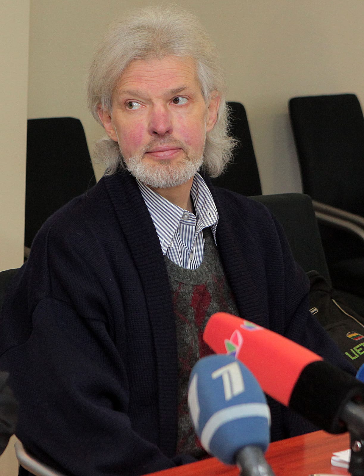 V. Vitkauskas