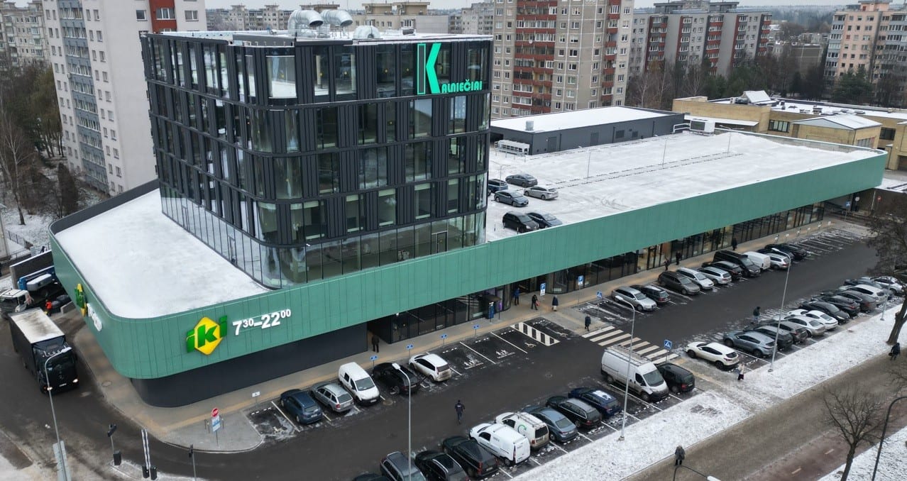 Prekybos ir verslo centras „Kalniečiai“