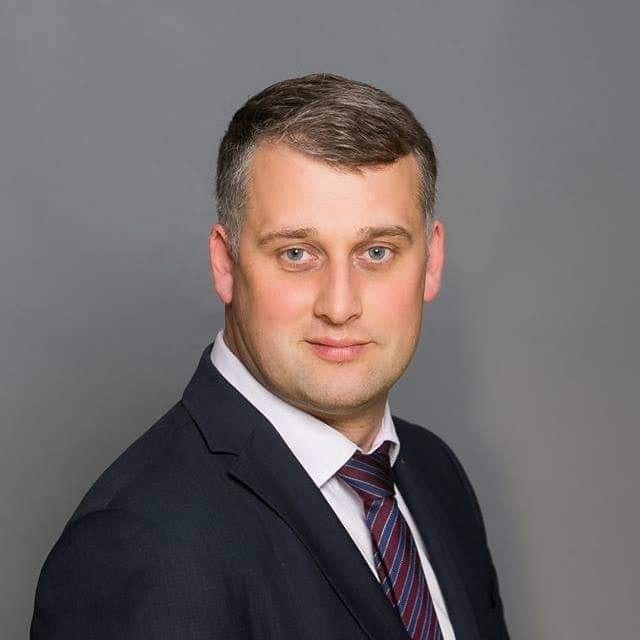 Valius Ąžuolas