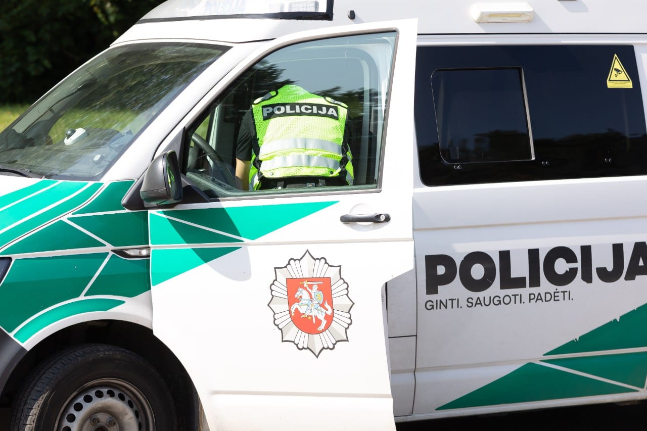 Policija