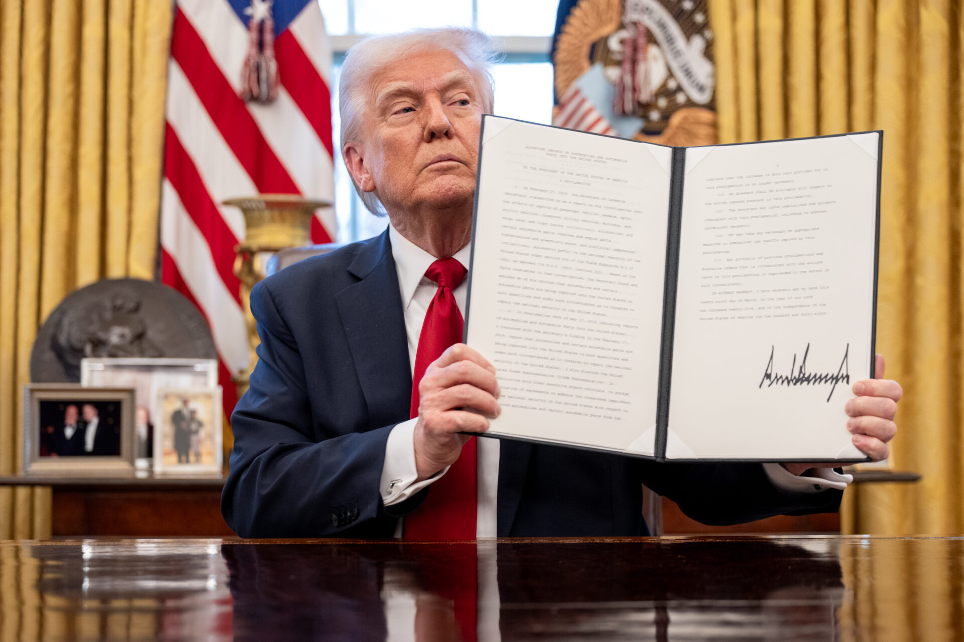 D. Trumpas