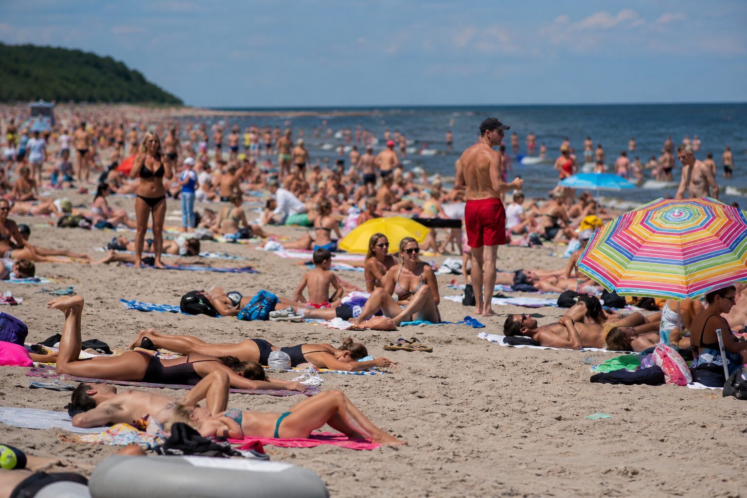 Verslas sunerimęs: darbuotojai vasarą tampa bedarbiais ir po kelių mėnesių grįžta dirbti