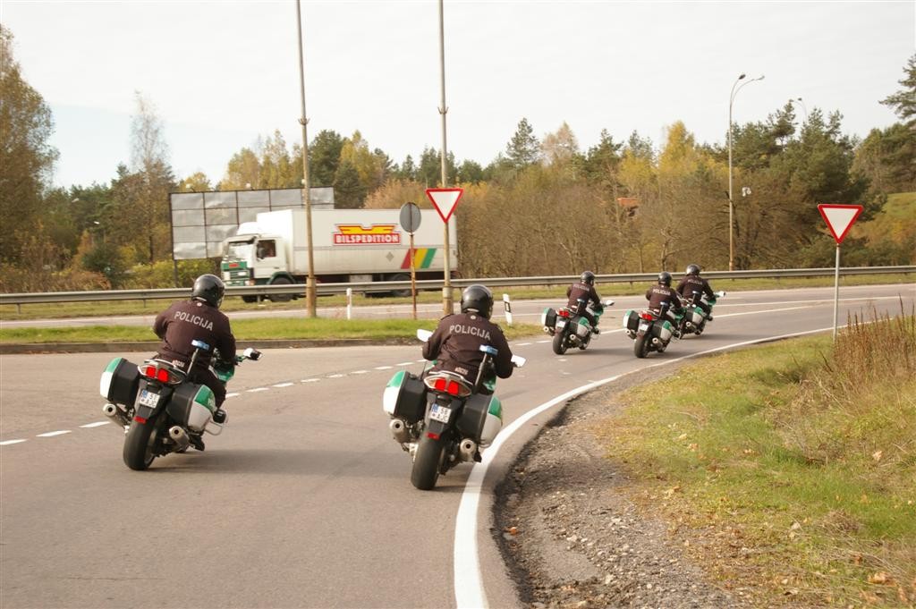 Policija