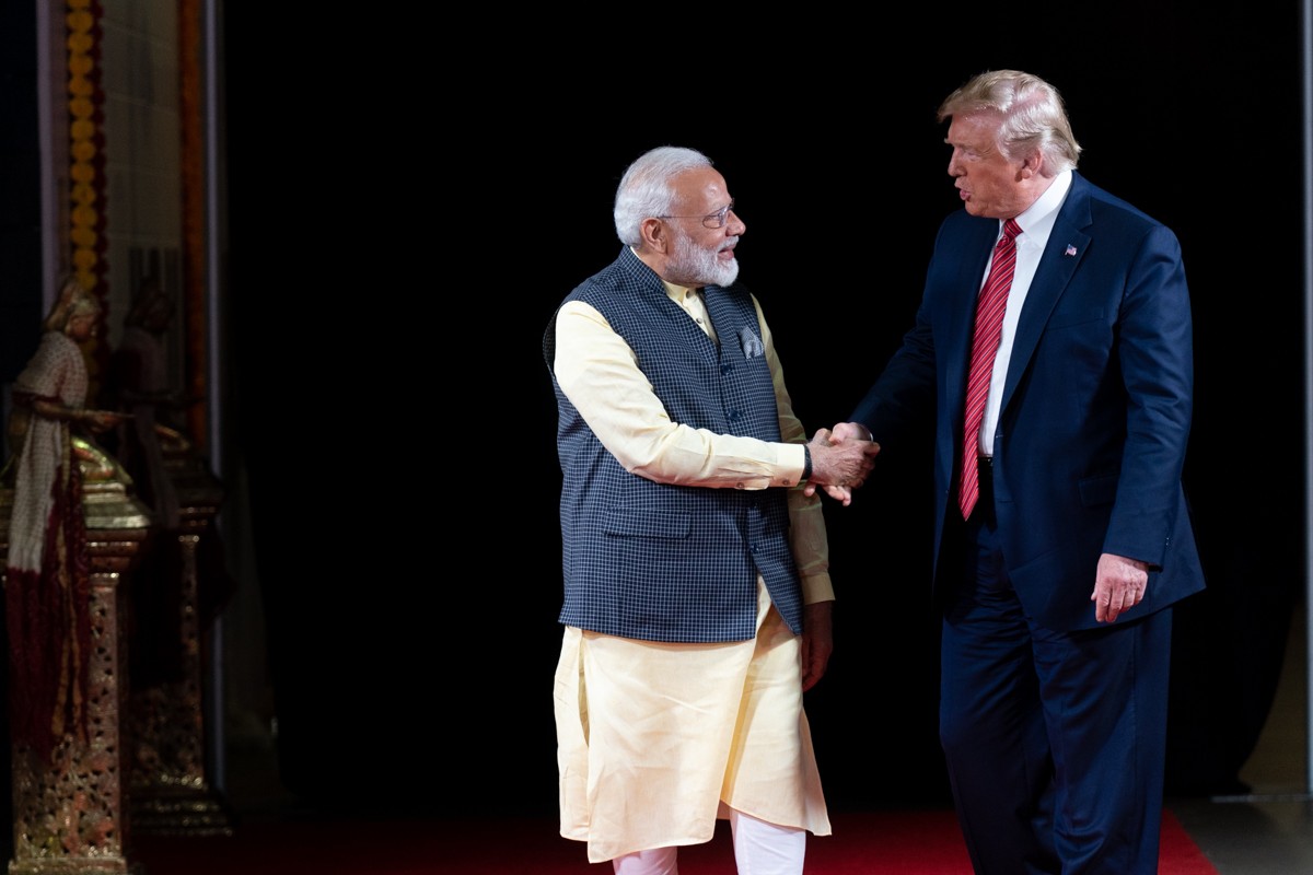 Trumpas ir Modi