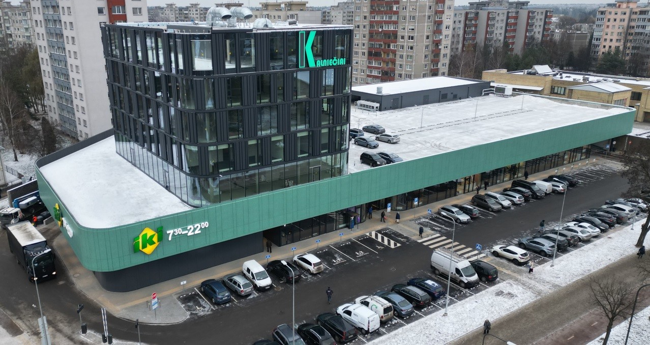 Prekybos ir verslo centras „Kalniečiai“