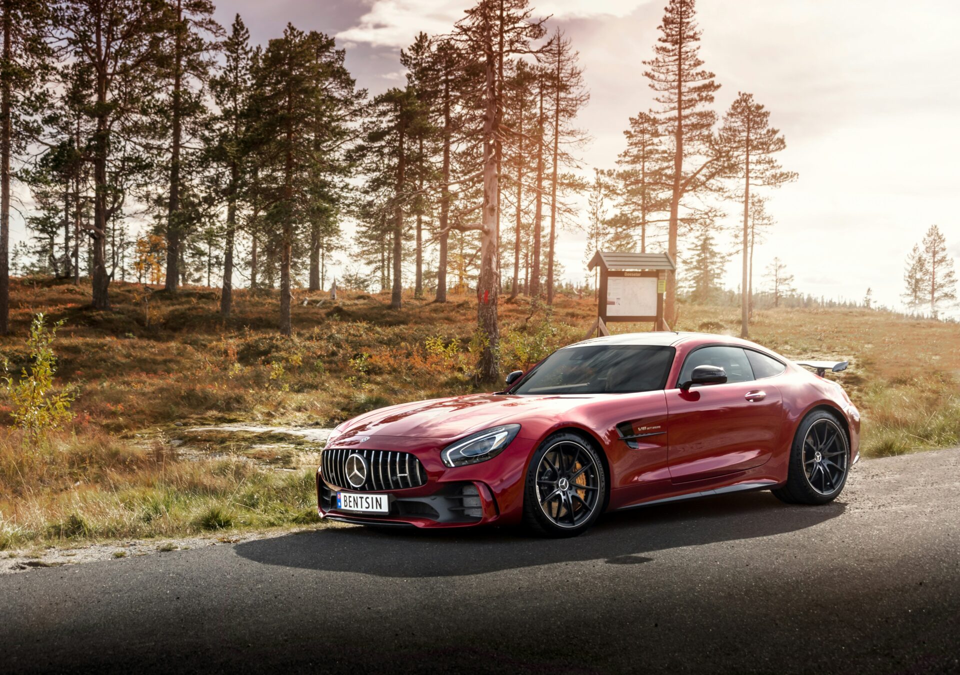 „Mercedes-Benz“