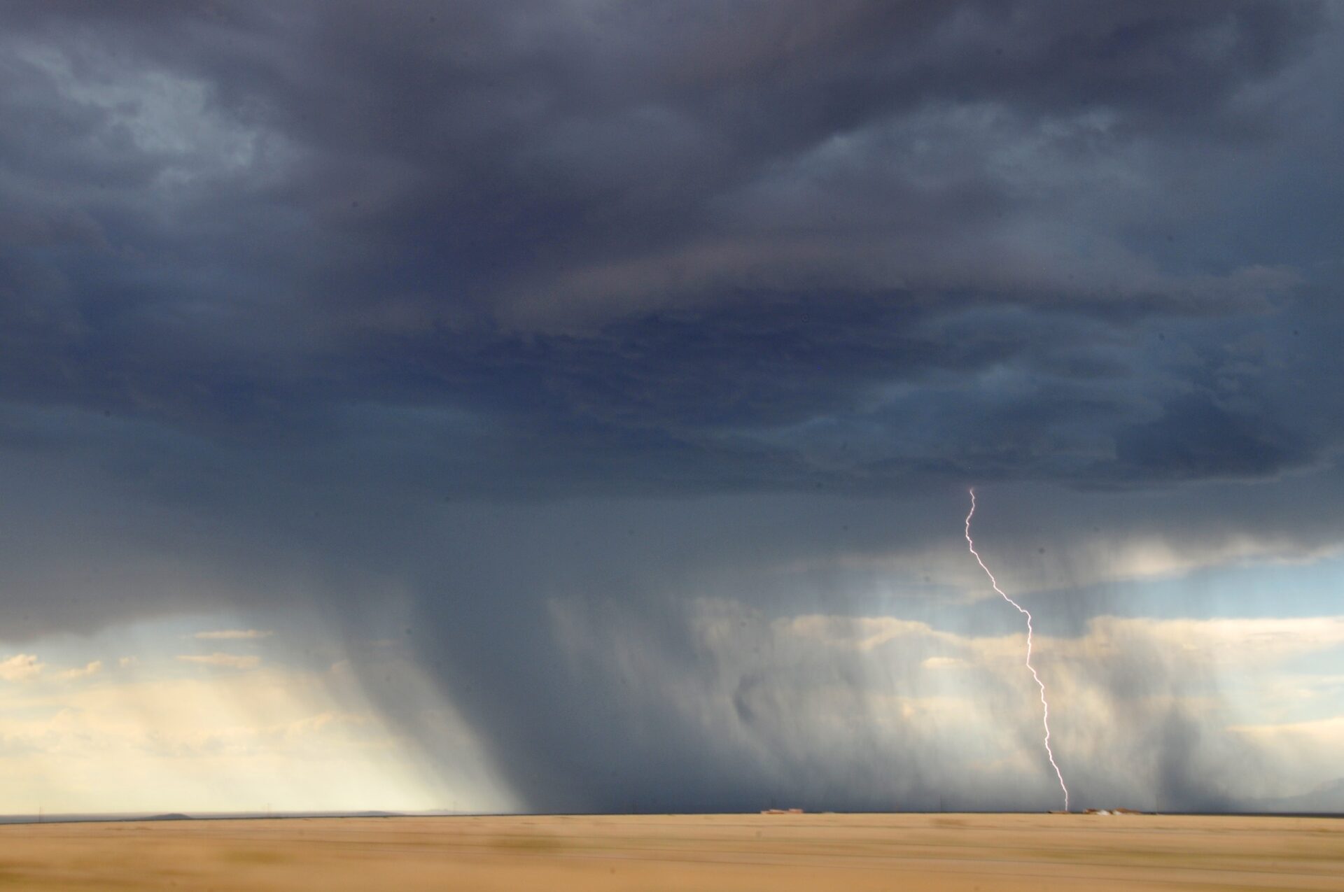 Tornadų sezonas