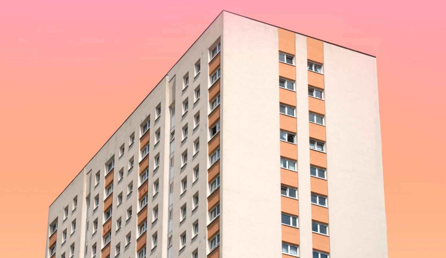 Seno daugiabučio renovacija
